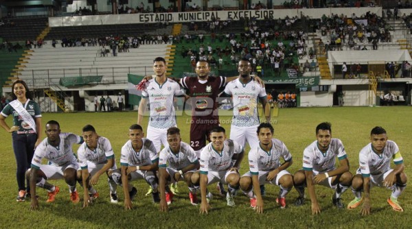 CURIOSAS: La pelea de Kevin Álvarez con Osman Madrid y el aguacero en el Puerto