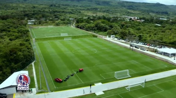 La oficina de Troglio, gimnasio y tres canchas: Así es la espectacular nueva sede del Olimpia