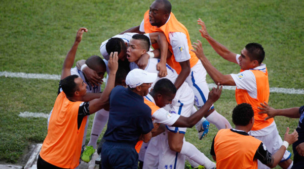 ¡Honduras, ya casi estamos en el Mundial!