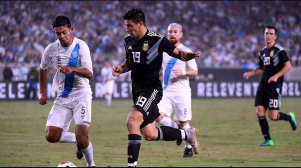 ¡Un 11 desconocido! Así sería la alineación de Argentina para enfrentar a Brasil