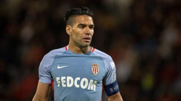 MERCADO: Barcelona prepara fichaje, Real Madrid con otra salida y el bombazo de Neymar