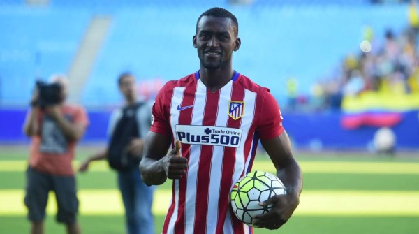 La Liga de España estrena espectacular balón Nike en 2015