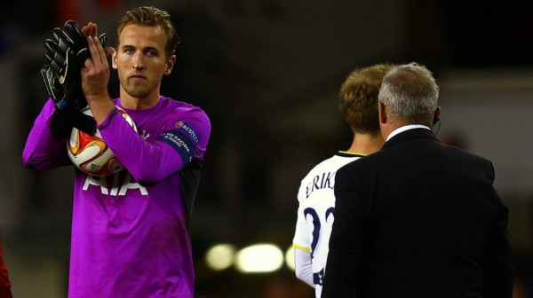 Los jugadores de campo que se vieron obligados a hacerla de portero