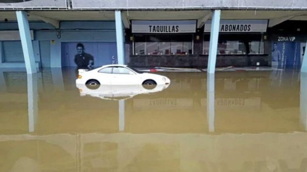 Fotos: Inundado estadio de primera división de España
