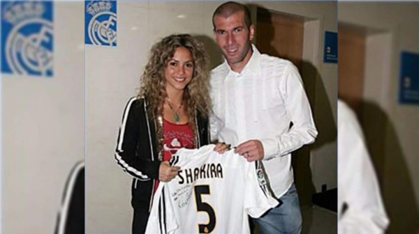 ¡Los famosos tienen su equipo para el clásico español Barcelona-Real Madrid!