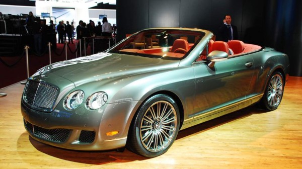 Los autos que Cristiano Ronaldo guarda como su colección