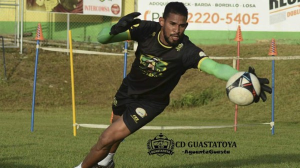 RUMORES Y FICHAJES: Argentino que no pegó en Costa Rica, llega a Guatemala