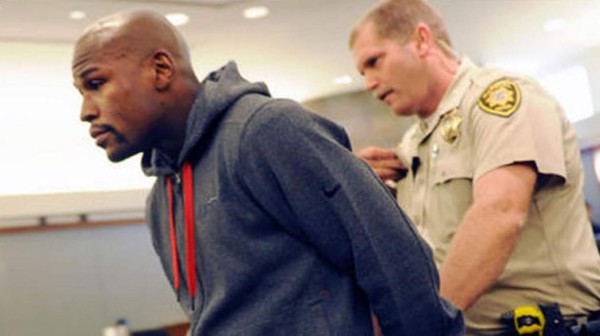 El drama que vivió Floyd Mayweather en prisión donde tuvo que pagar por protección