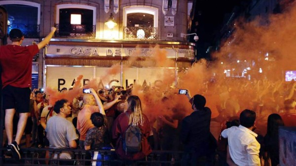 Madrid completamente roja: Así celebraron los hinchas del Liverpool la sexta Champions