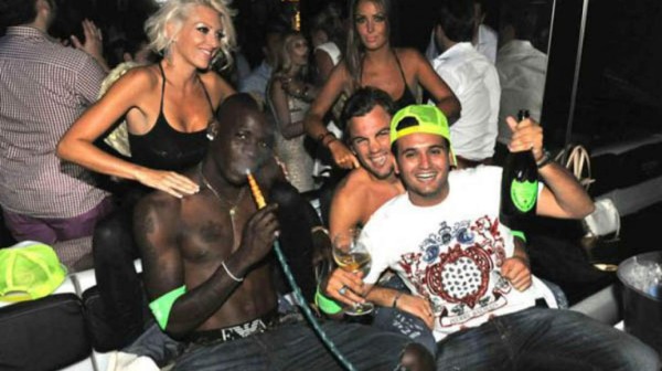 Futbolistas que tuvieron problemas con el alcohol