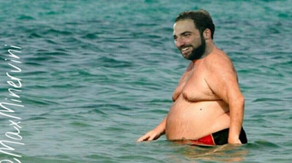 Memes: Higuaín, destrozado en redes por regresar 'gordo' a los entrenamientos de la Juventus
