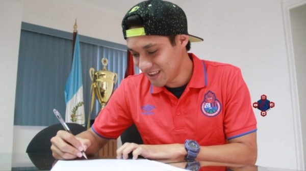 RUMORES Y FICHAJES: Iván López suena en Alajuelense y Jerry Bengtson no continúa en Saprissa