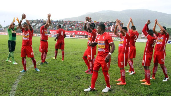 RUMORES Y FICHAJES: Primo del Kun Agüero al Real Sociedad y vuelve el 'Rulo' Varela&nbsp;&nbsp;