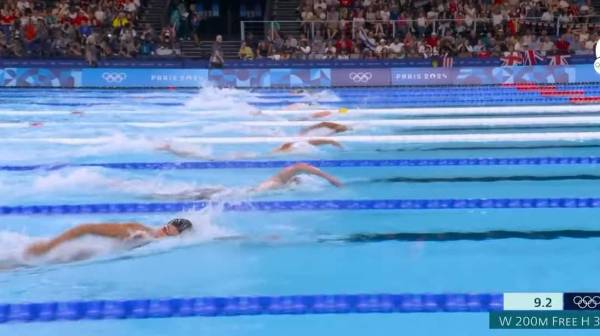 Julimar Ávila compitió en los 200 metros libres y quedó en el puesto 22 de 32.