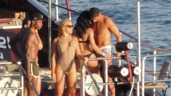 Cristiano pasó un 2016 lleno de mujeres y mucha diversión