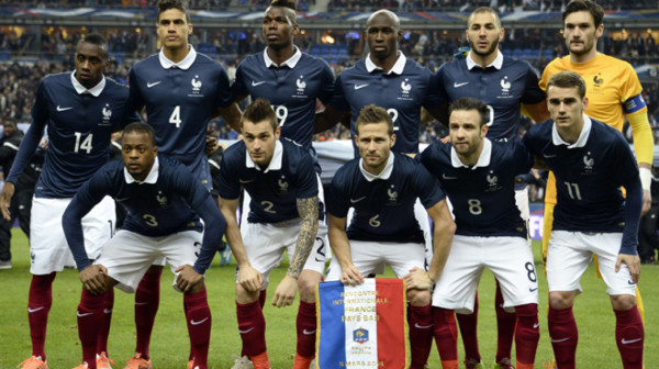 Francia le gana Holanda y le mete presión a Honduras