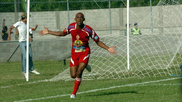 Conocé los jugadores más veteranos en debutar en la Liga Nacional de Honduras