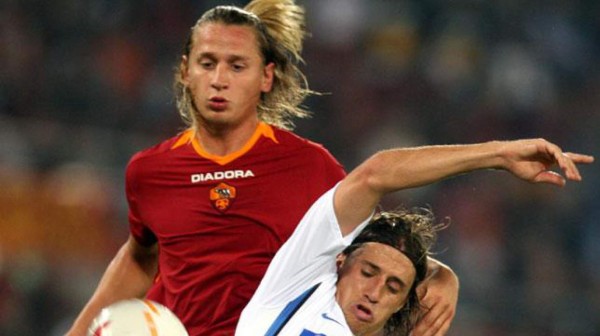 ¡Varios son entrenadores! Lo jugadores de la Roma con los que compartió Edgar Álvarez