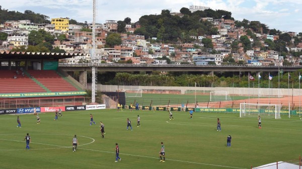 Ambiente Brasil en Inauguracion de centro de emisión internacional (IBC)