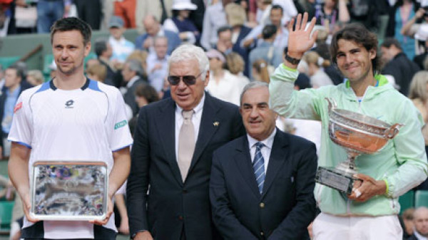 Nadal debuta en Queen's