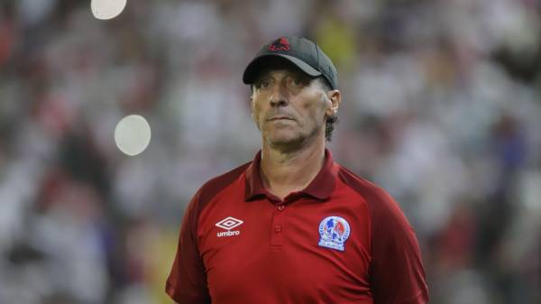 A Pedro Troglio no le agrada mucho la idea de estos amistosos en USA, pero entiende que es por el bien de la economía del club.