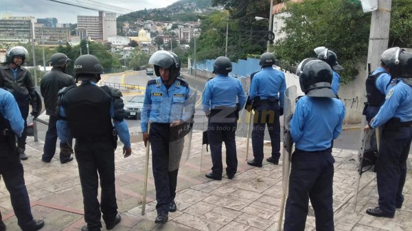Así resguarda la policía el clásico de semifinal entre Olimpia y Motagua