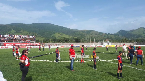 NO VISTE EN TV: Emilio y Virginia, la reacción de Medford tras fallo de Rony y triste homenaje en Tocoa