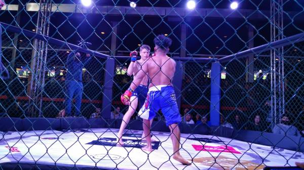 34 luchadores se citaron al UCC 55 de Tegucigalpa.