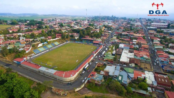 Las grandes diferencias entre los estadios de Honduras y Costa Rica