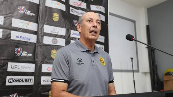 Miguel Falero no ve fuera a Real España de la liguilla: “No vamos a bajar los brazos, nosotros estamos todavía en carrera”