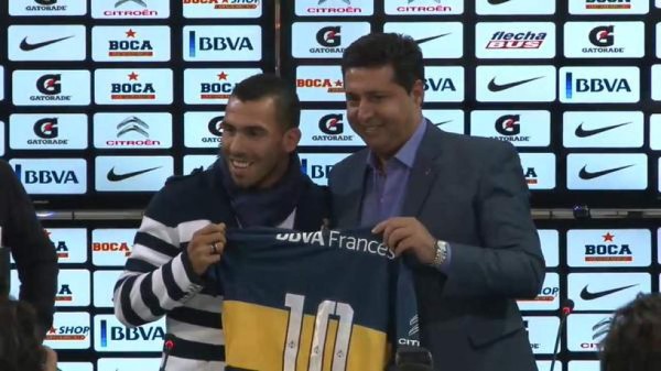 La 'Bombonera' explotó de alegría con Carlos Tévez