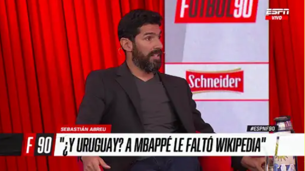 Mbappé critica el fútbol de Sudamérica y el ‘Loco’ Abreu sale al cruce: ‘‘Le faltó Wikipedia; vamos a guardar lo que dijo’’