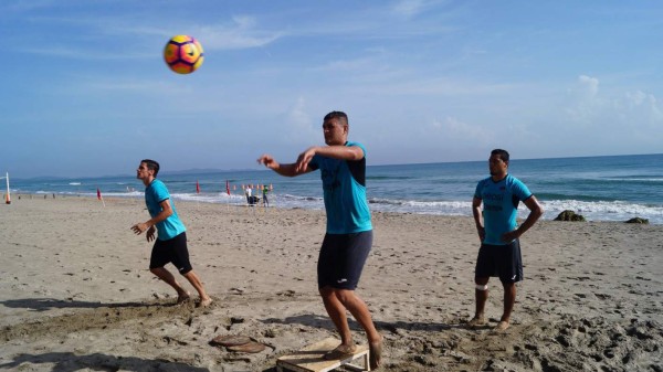 Las locuras de Will Barahona y Motagua ya vuela a Nueva Orleans