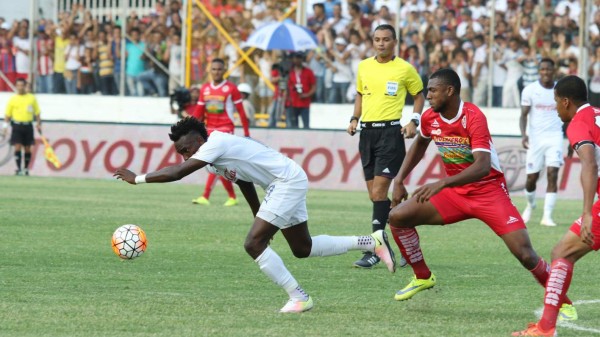 Las mejores fotos del partido de la gran final entre Olimpia y Real Sociedad