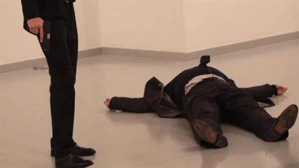 ¡QUÉ TERRIBLE! Así fue el cruel asesinato del embajador de Rusia en Turquía