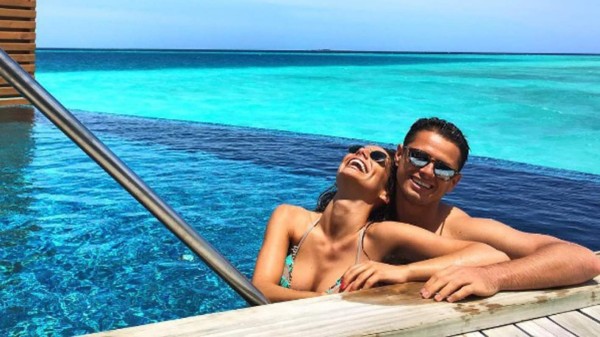 ¡Afortunado! Las conquistas del delantero mexicano Chicharito Hernández