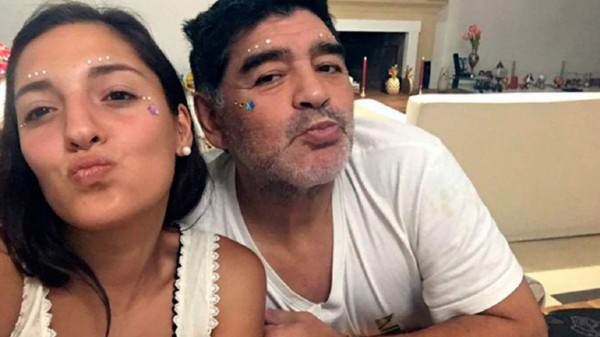 Ella es Jana Maradona, la bella hija de Diego Armando que muy pocos conocen