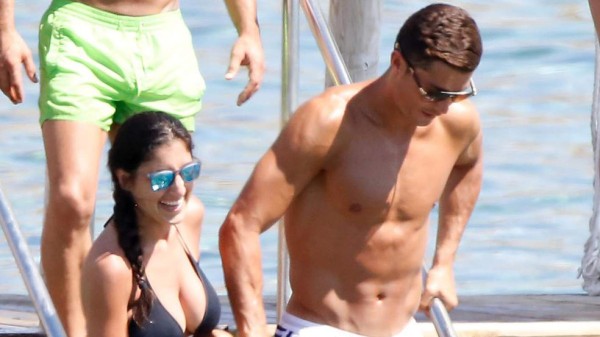 Las 13 bellas mujeres que el 2016 le dejó a Cristiano Ronaldo