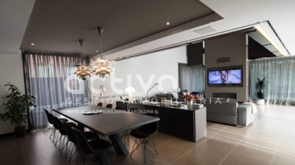 ¡Como un rey! Así es la lujosa casa del brasileño Malcom en Barcelona