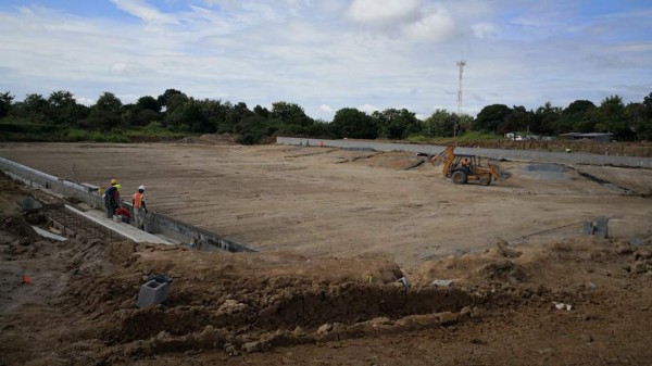 ¡Pequeño y cómodo! Así es el bonito estadio que construye el Club Universitario de Panamá