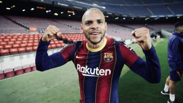 Las consecuencias que sufrirá el Barcelona por renovar a Messi: ocho salidas, patrocinios y baja de sueldo&nbsp;&nbsp;