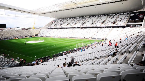 Los grandes estadios de fútbol que serán utilizados para atender a personas con coronavirus