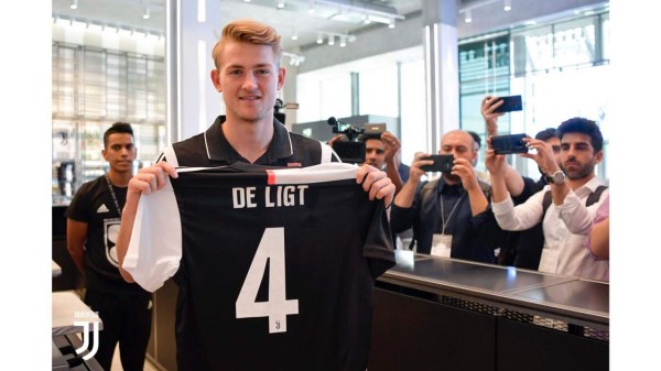 ¿Cómo fue recibido? Así fue el primer día de De Ligt con la Juventus y sus nuevos compañeros