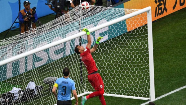 Prensa uruguaya destaca actuación de la Celeste tras ser eliminada en Rusia