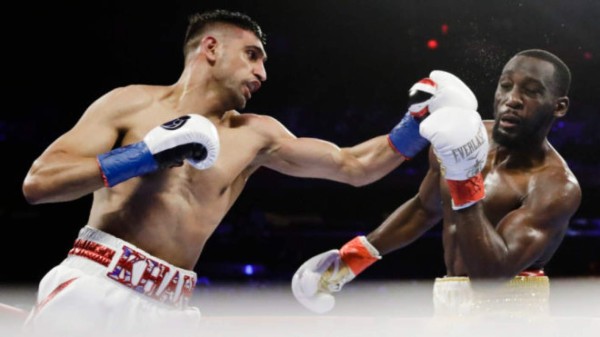 La descabellada teoría conspirativa de un polémico boxeador sobre cómo se creó el coronavirus