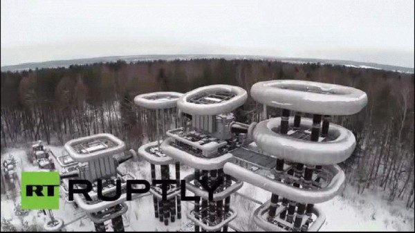 VIDEO: Captan una torre Tesla abandonada en Rusia