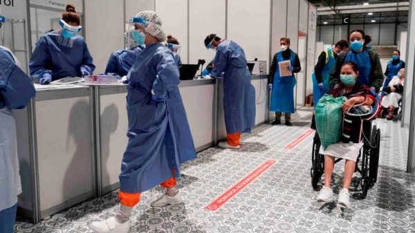 Estados Unidos: ¿Por qué el coronavirus está golpeando brutalmente al país más rico del mundo?