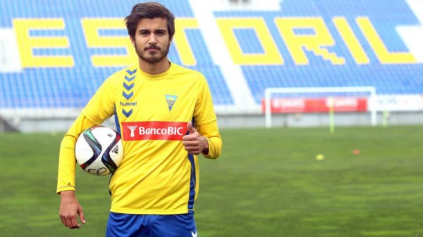 Hijos de cracks que quieren y pintan para triunfar en el fútbol