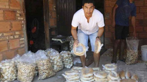 La nueva faceta de Salvador Cabañas en México tras vencer la muerte