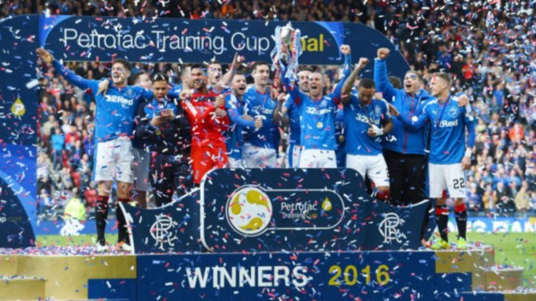 Barcelona supera al Real Madrid en España: Los equipos con más títulos en el mundo&nbsp;&nbsp;